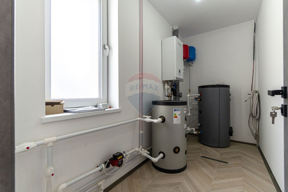 CASE NOI ÎN ARHITECTURĂ ALPINO-MODERNĂ CU ALEE PRIVATA | CRISTIAN