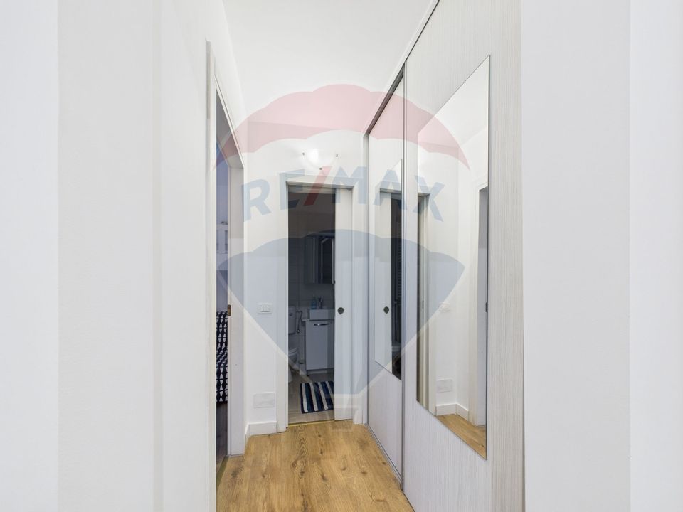 3 room apartment - ultracentral, Romana Square