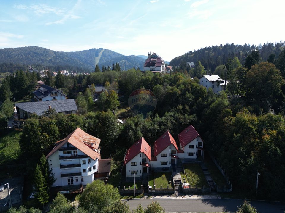 Casă / Vila cu 6 camere de vânzare în Predeal
