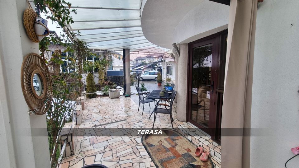 10 room House / Villa for sale, Central area