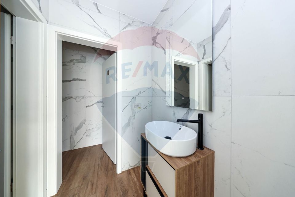 78sq.m Commercial Space for rent, Centrul Civic area