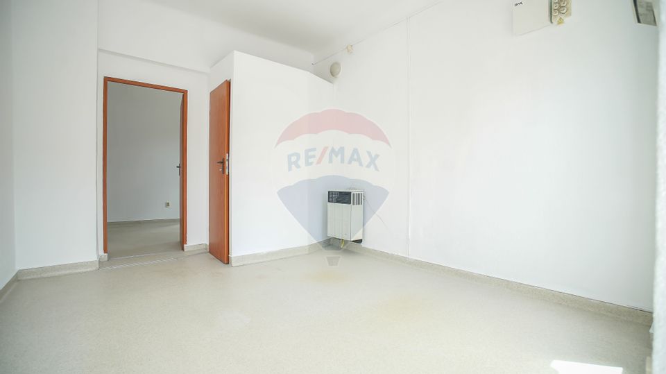 46sq.m Commercial Space for sale, Central area