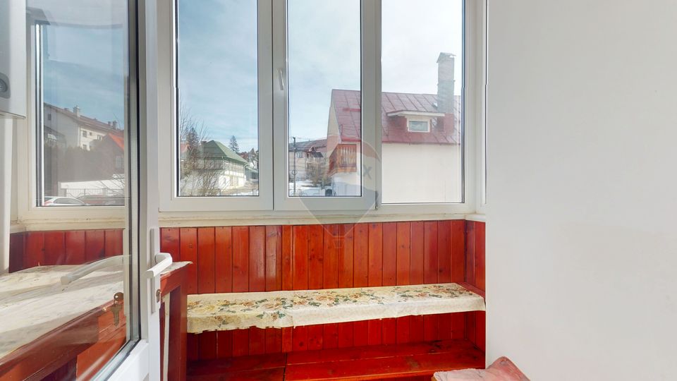 Apartament 3 camere decomandat | Parcare | Predeal | Aproape de pârtie