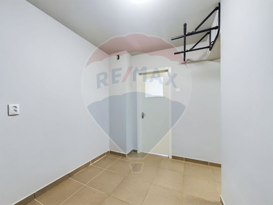 2 room Apartment for rent, Stefan cel Mare area