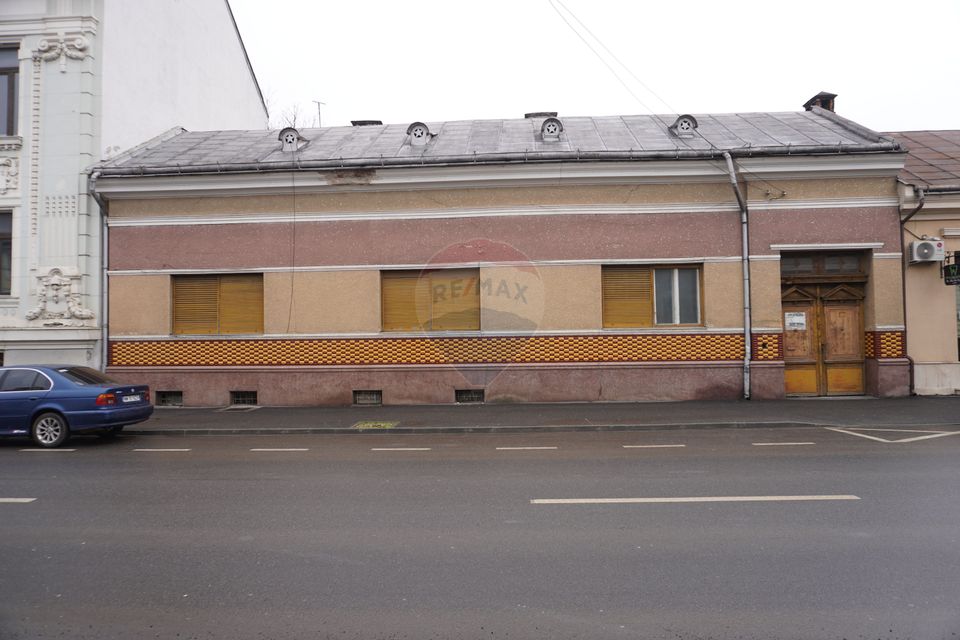 5 room House / Villa for sale