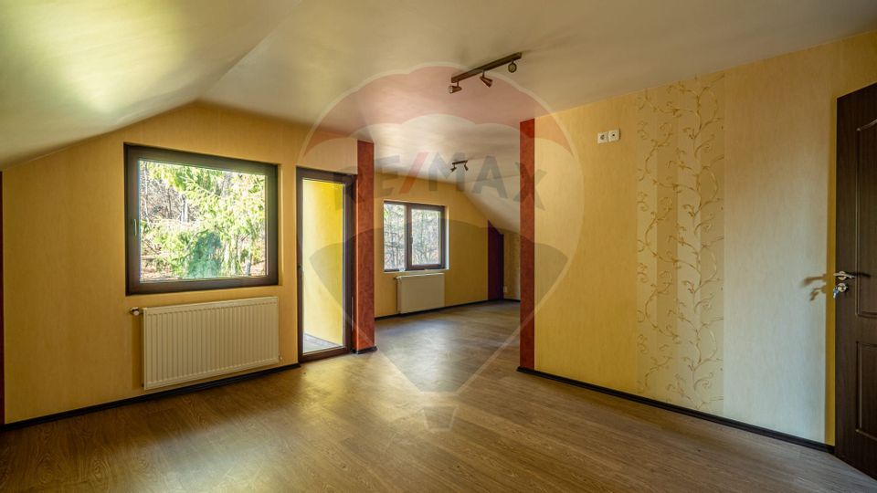 VILA! Investitie - pretabil pensiune SINAIA- zona apreciata turistic!