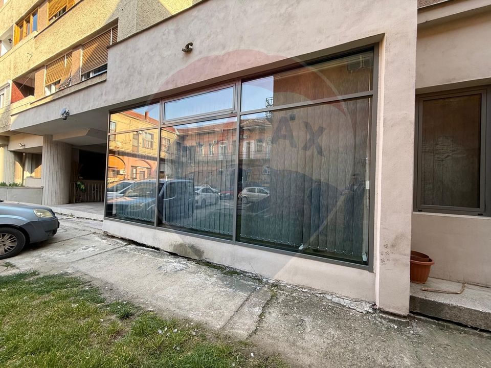 90sq.m Office Space for rent