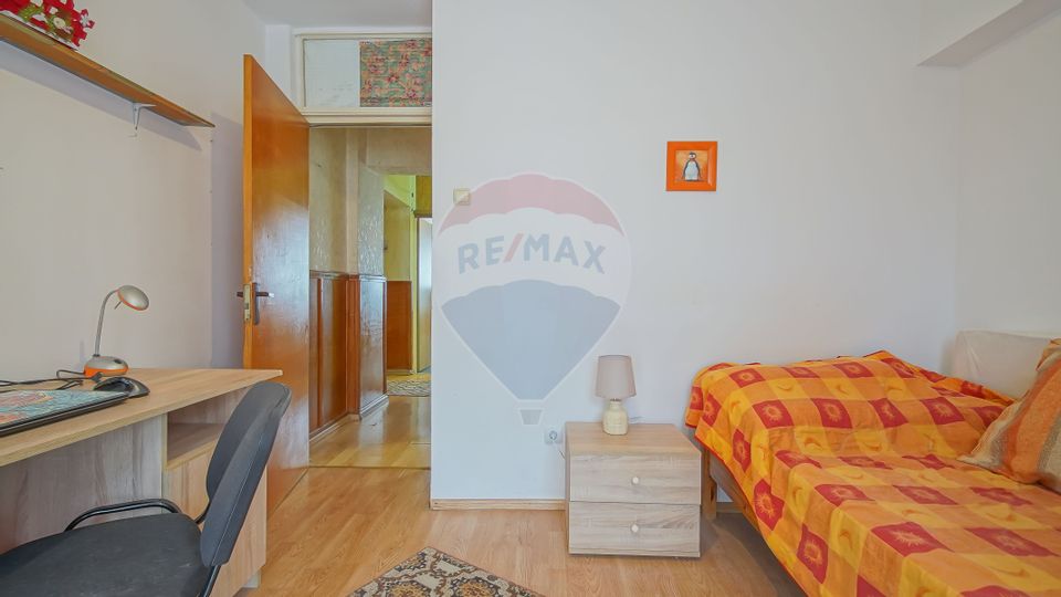 4 room Apartment for sale, Racadau area