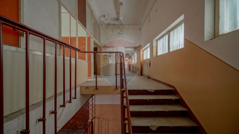 Spațiu de vanzare ideal depozitare judet Brașov Săcele Electroprecizia