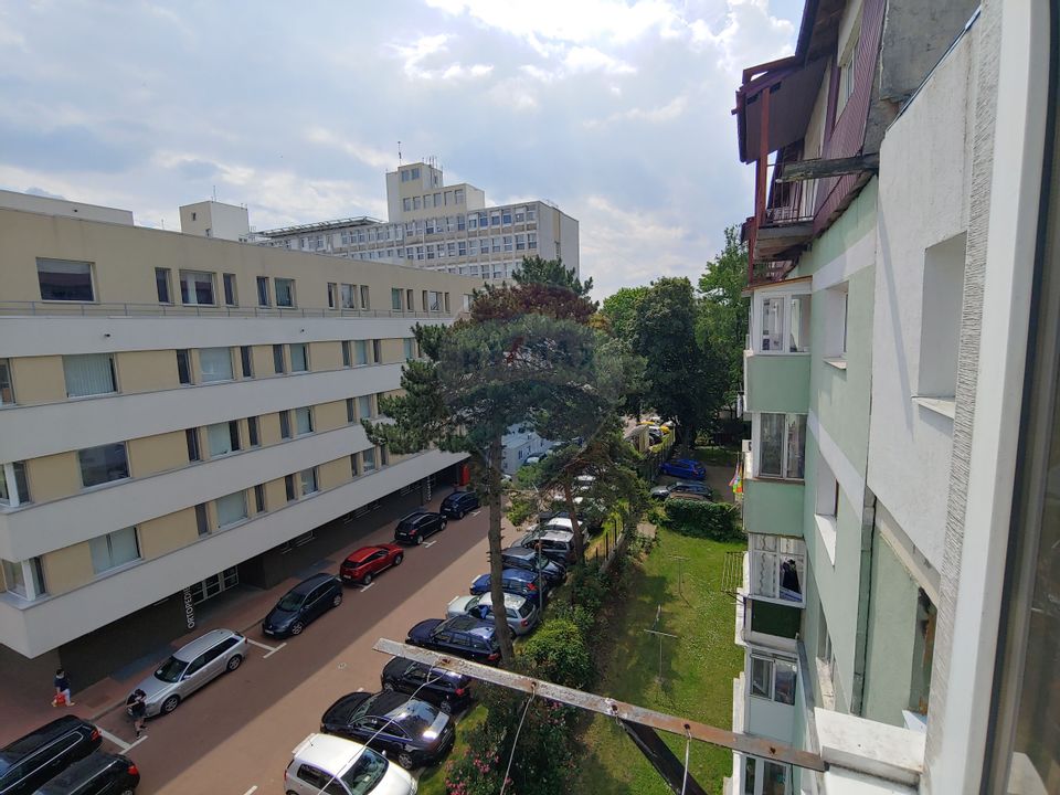 2 room Apartment for sale, George Enescu area