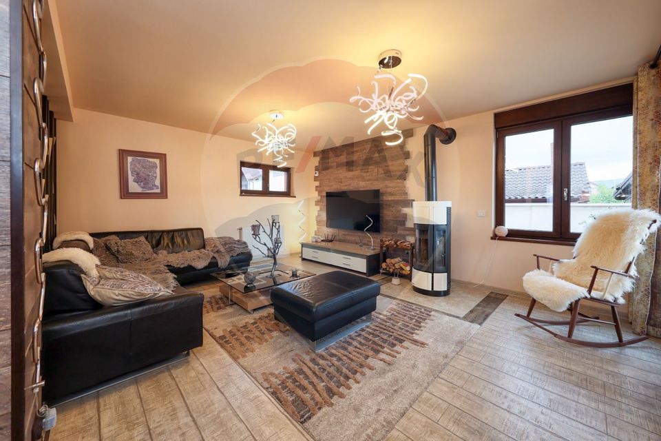 5 room House / Villa for sale