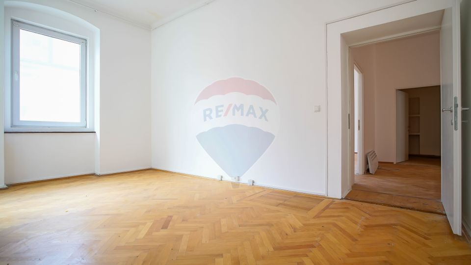 Centrul Istoric, apartament  spatios cu 4 camere, Brasov