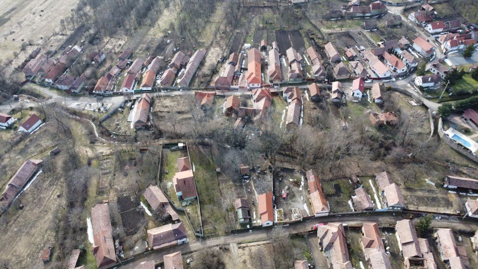 Teren intravilan 1.271 mp – Izvoarele, jud. Alba