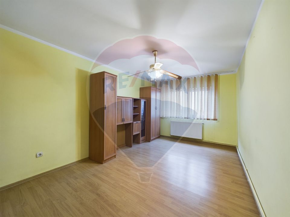 2 room Apartment for sale, Sud area