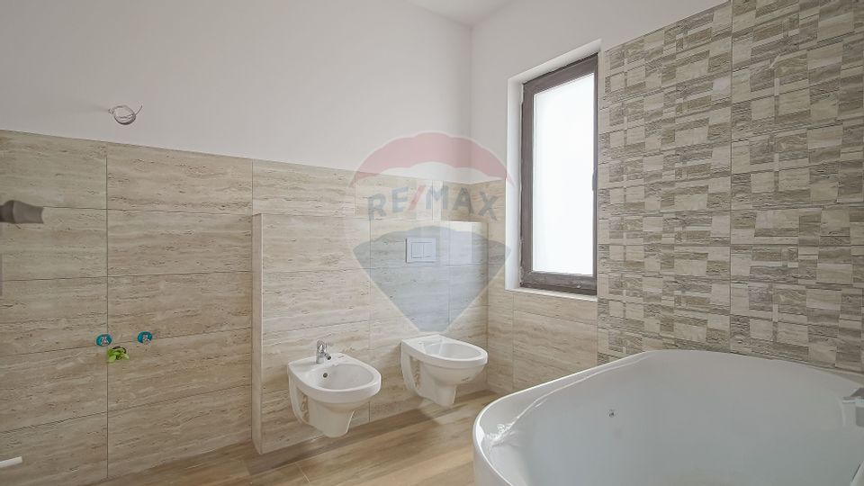 4 room House / Villa for sale, Baciu area