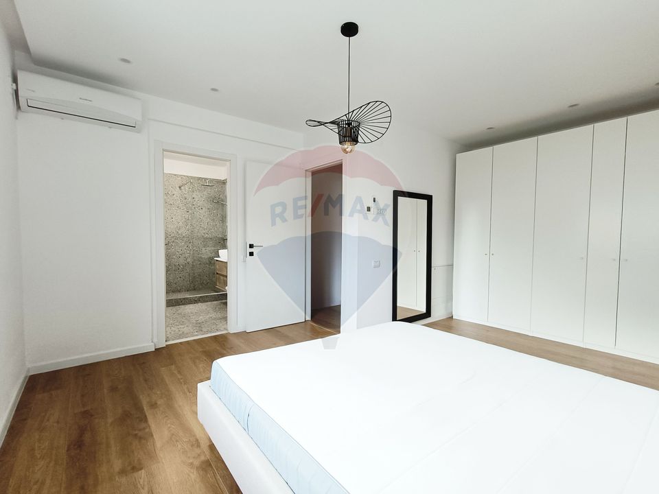 5 room House / Villa for sale, Pipera area