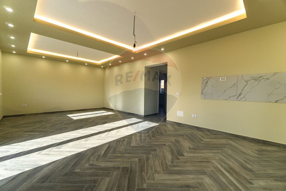 5 room House / Villa for sale