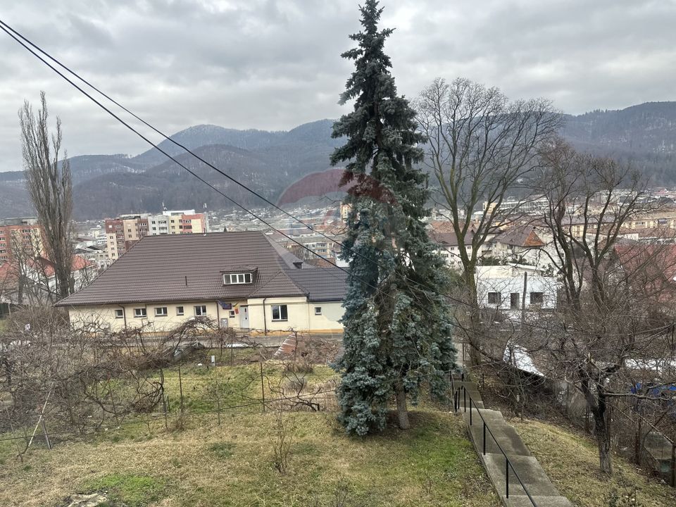 4 room Apartment for sale, Central area