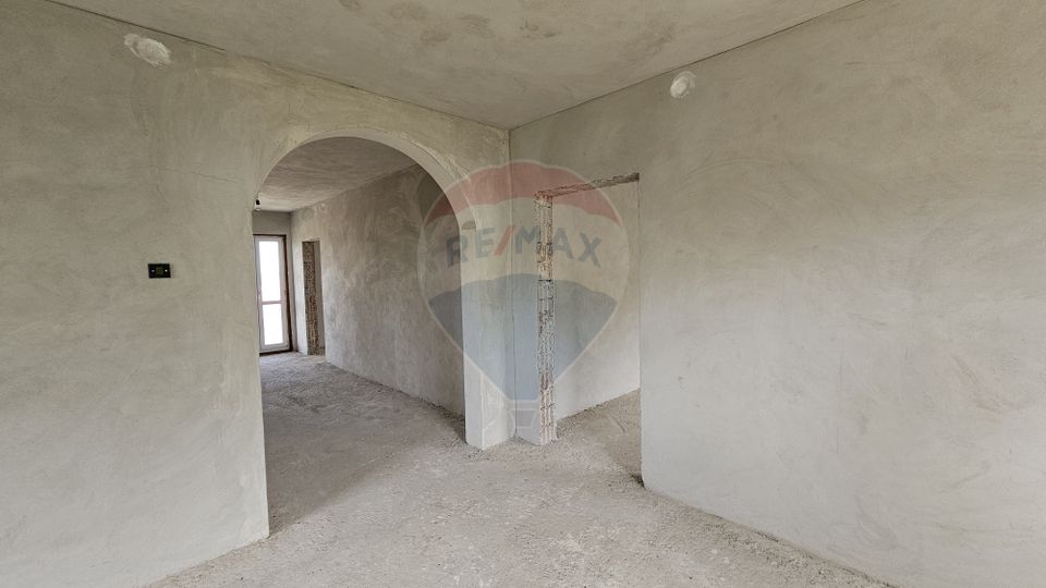 Casă / Vilă cu 12 camere-Sfântu Ilie Vechi, Suceava