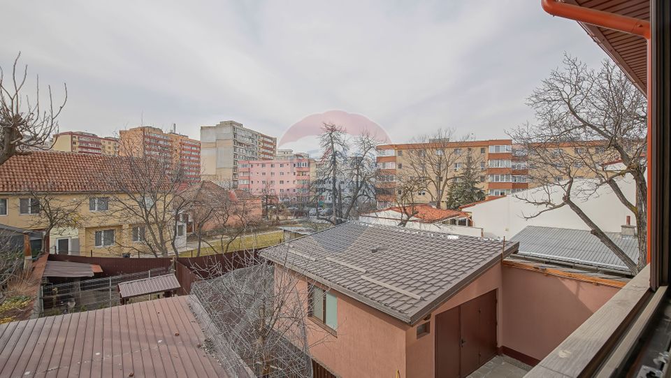 COMMISSION 0%| APARTMENT AT HOUSE| FOR SALE| 3 BEDROOMS| GARAJ|YARD|