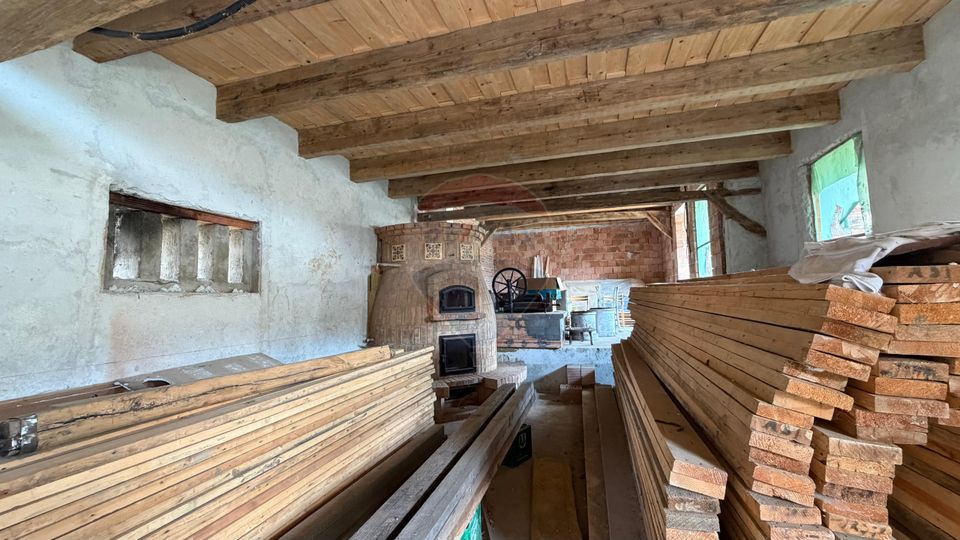 Casă autentică în Alma Vii – restaurare începută, potențial nelimitat