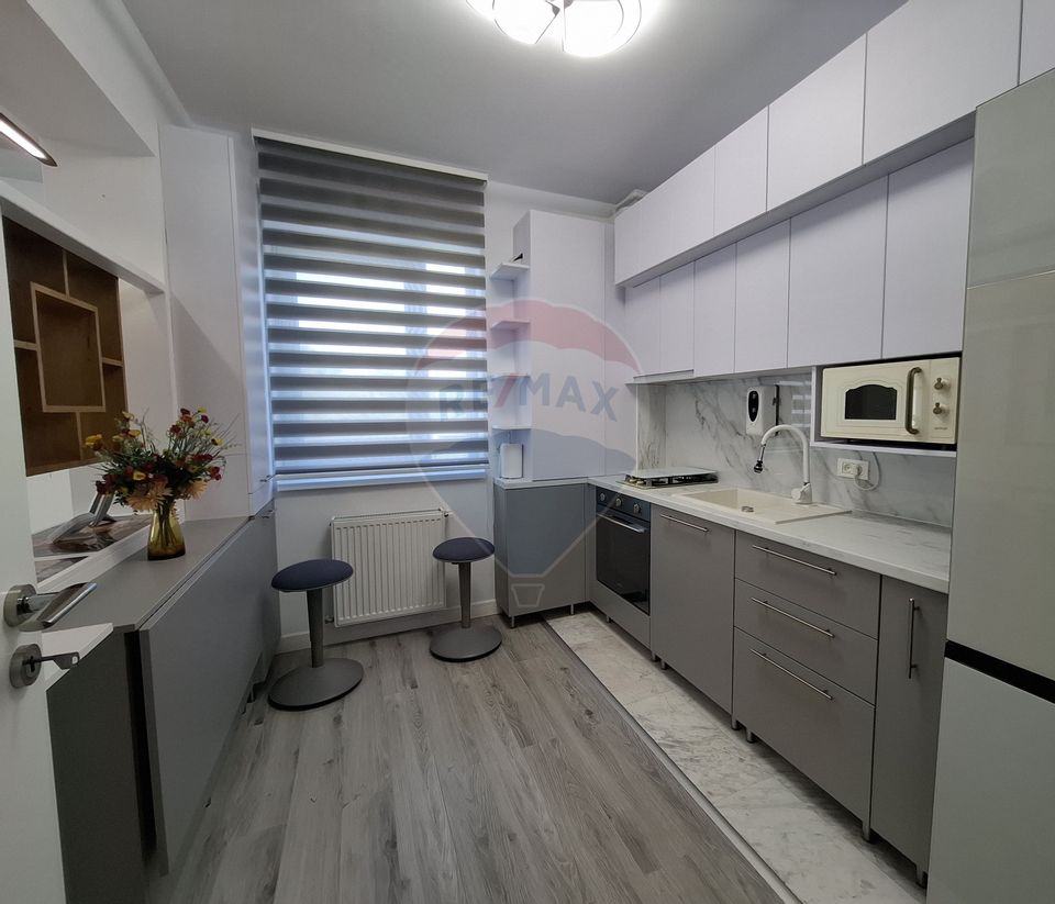 Apartament Parter cu 140mp curte proprie Straulesti