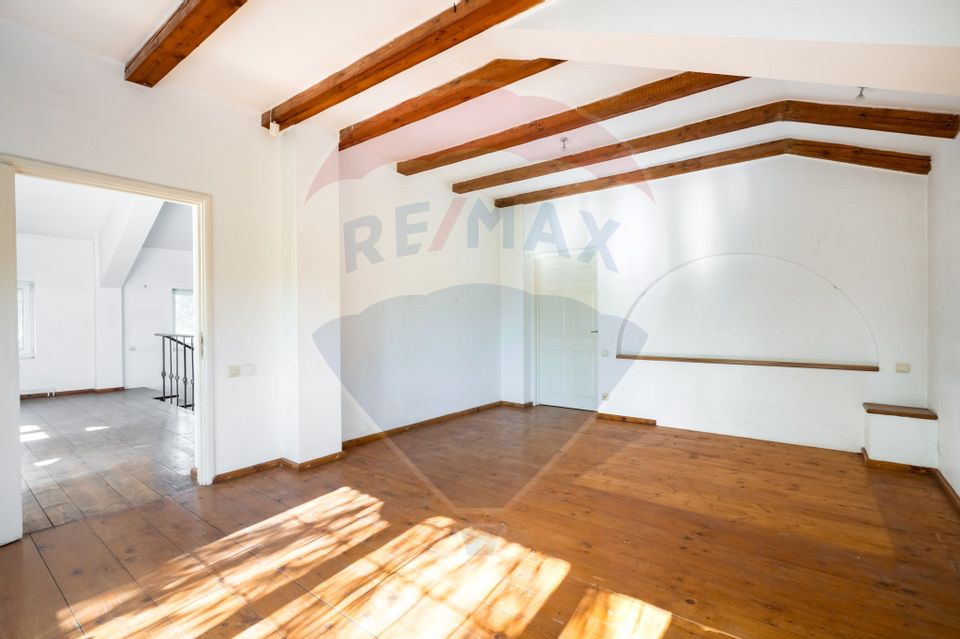 Vila 474 mp utili deschidere direct lac Snagov 1250 mp teren