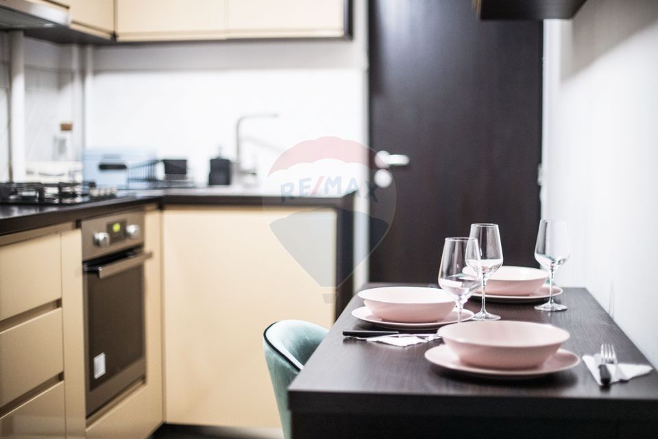 Apartament cu 3 camere de închiriat în zona Stirbei Voda