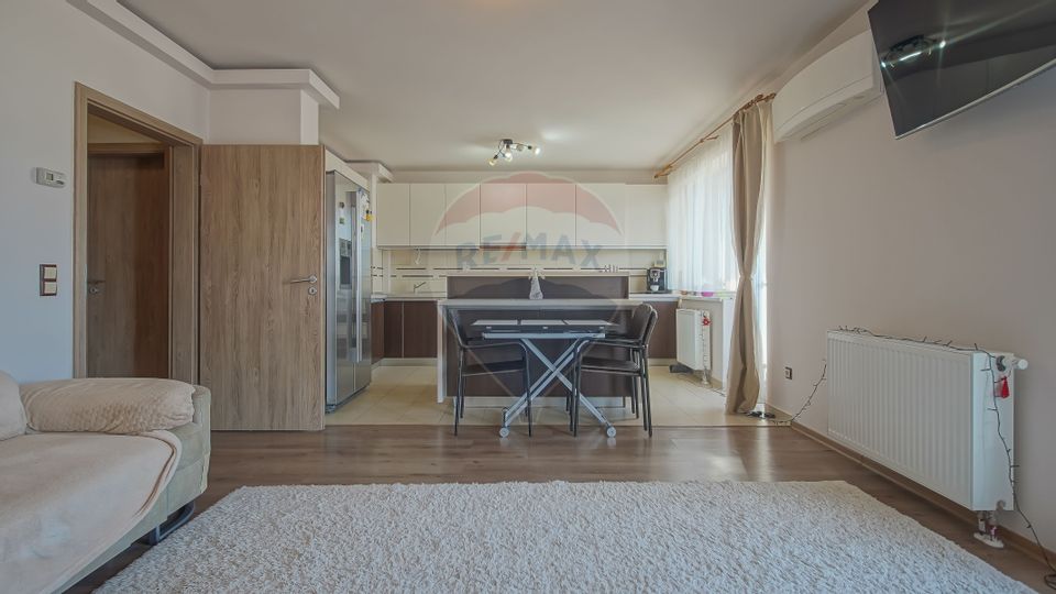 Comision 0% ! Apartament de 3 camere, Tractorul, Brașov