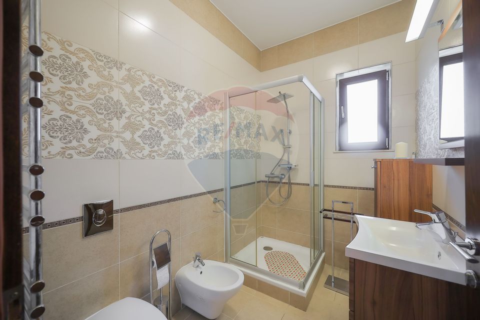 Vilă mediteraneană premium cu piscină, de vânzare, zona Dealuri Oradea