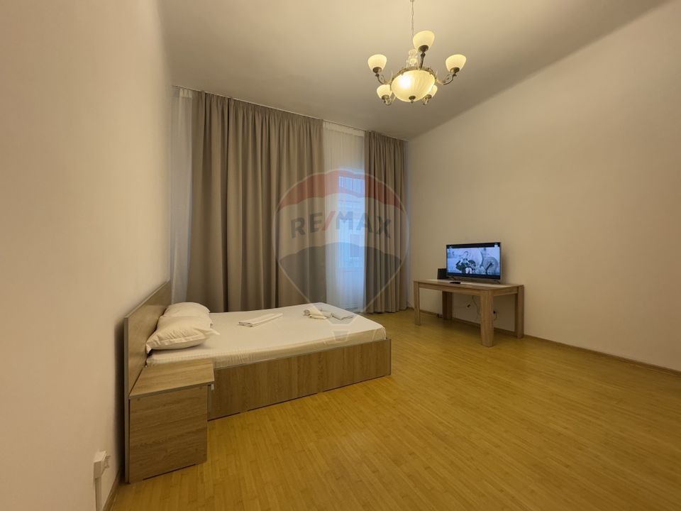 Apartament cu 2 camere de închiriat în zona Ultracentral