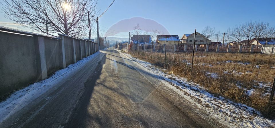 Teren com. Măgura, strada Bisericii, jud. Bacău. 750mp intravilan