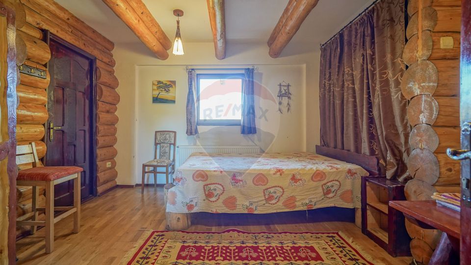 8 room House / Villa for sale