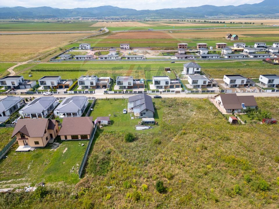 Land 1,173sqm Cristian / Strada Nicolae titulescu