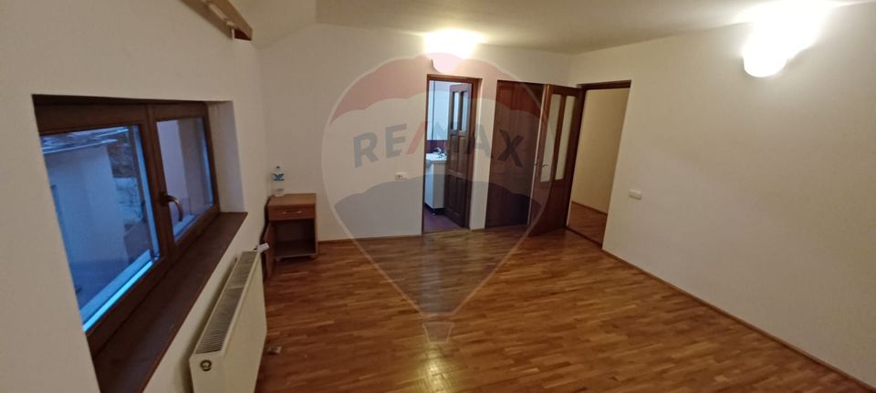 DE INCHIRIAT: Casă / Vilă P+1 - Zona Centrala BAIA MARE