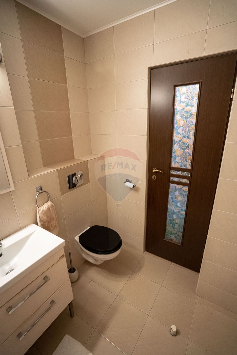 Apartament cu 3 camere de vânzare în zona Obcini