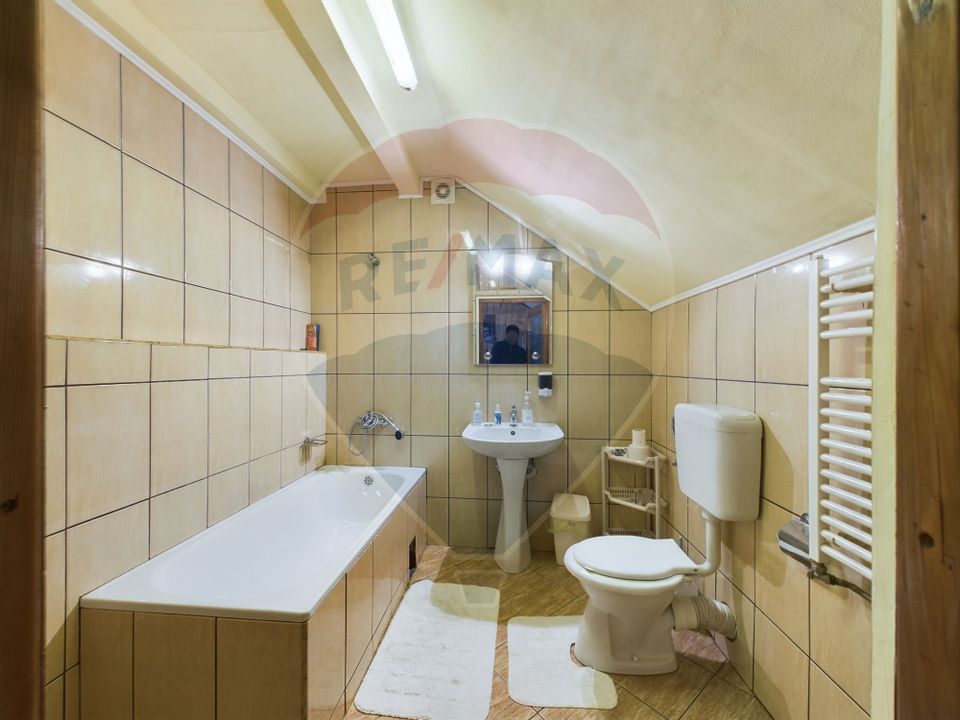 Vila Impresionantă în Sinaia | Eleganță și Confort în Inima Munților