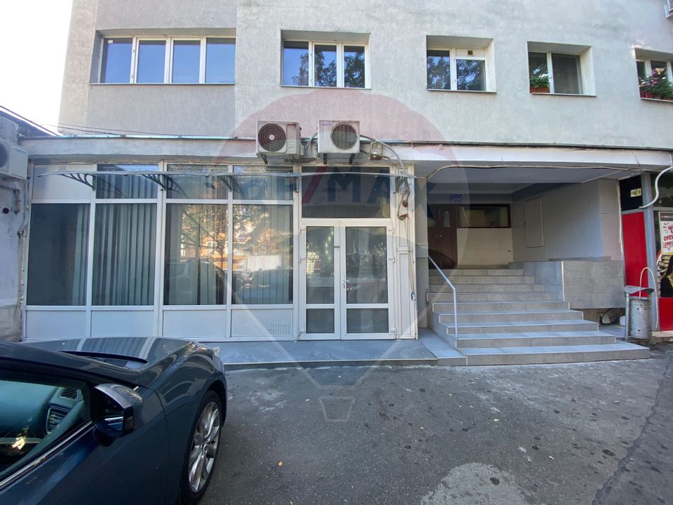 79.36sq.m Commercial Space for rent, Ozana area