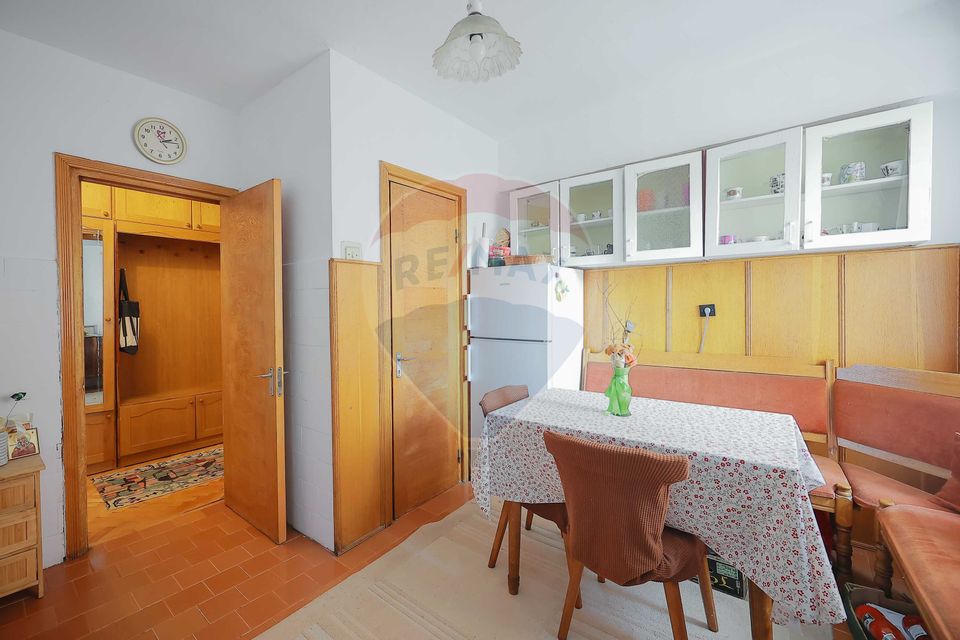 4 room Apartment for sale, Dacia area