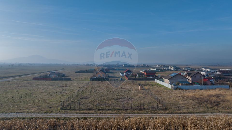 Land 2,000sqm Harman / Strada Mihail kogalniceanu