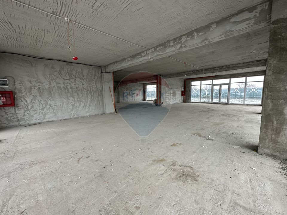 Spațiu comercial de închiriat | SU 275mp | Zona Intre Lacuri