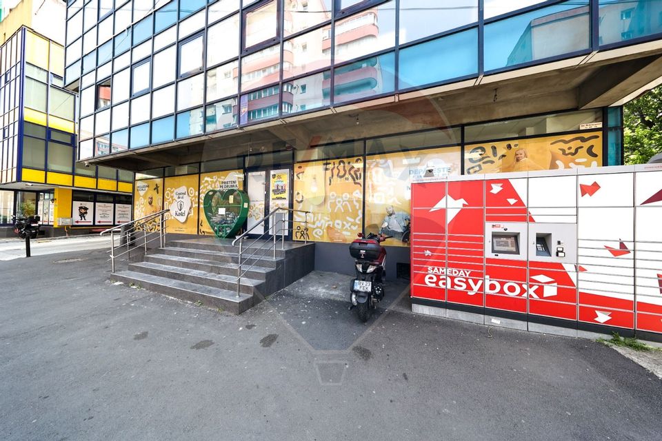 Spațiu comercial de 519mp de vânzare în zona Vlahuta