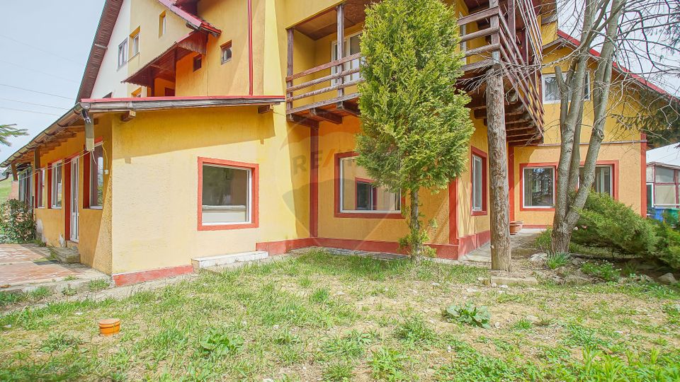 11 room House / Villa for sale