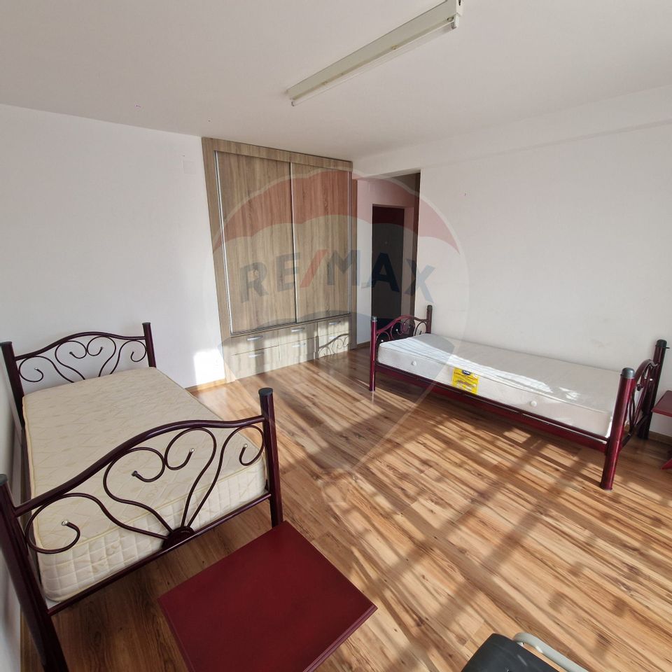 8 room House / Villa for rent, Dambul Rotund area