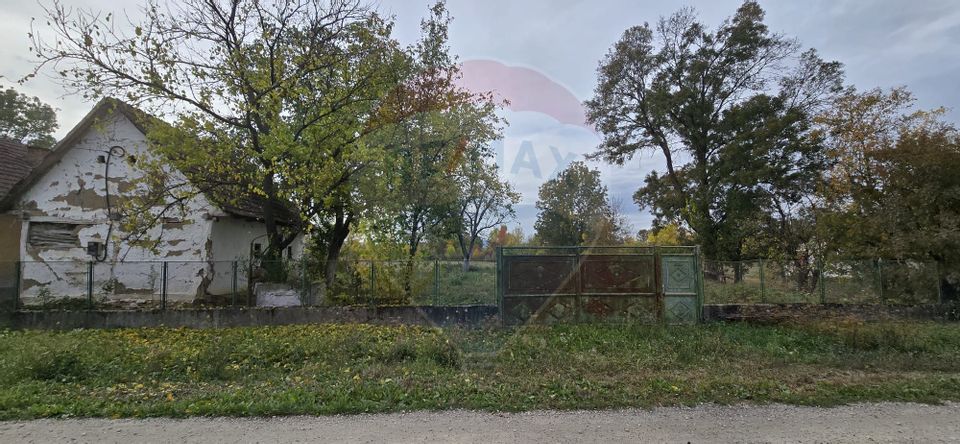 Teren generos cu potential în comuna Silindia, judetul Arad