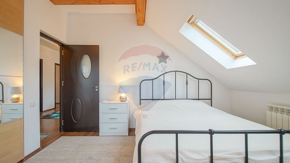 Apartament Premium cu Terasă Panoramică către Munții Bucegi!