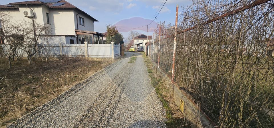 De vânzare 1.000mp, Teren Lilieci / Calea Moldovei