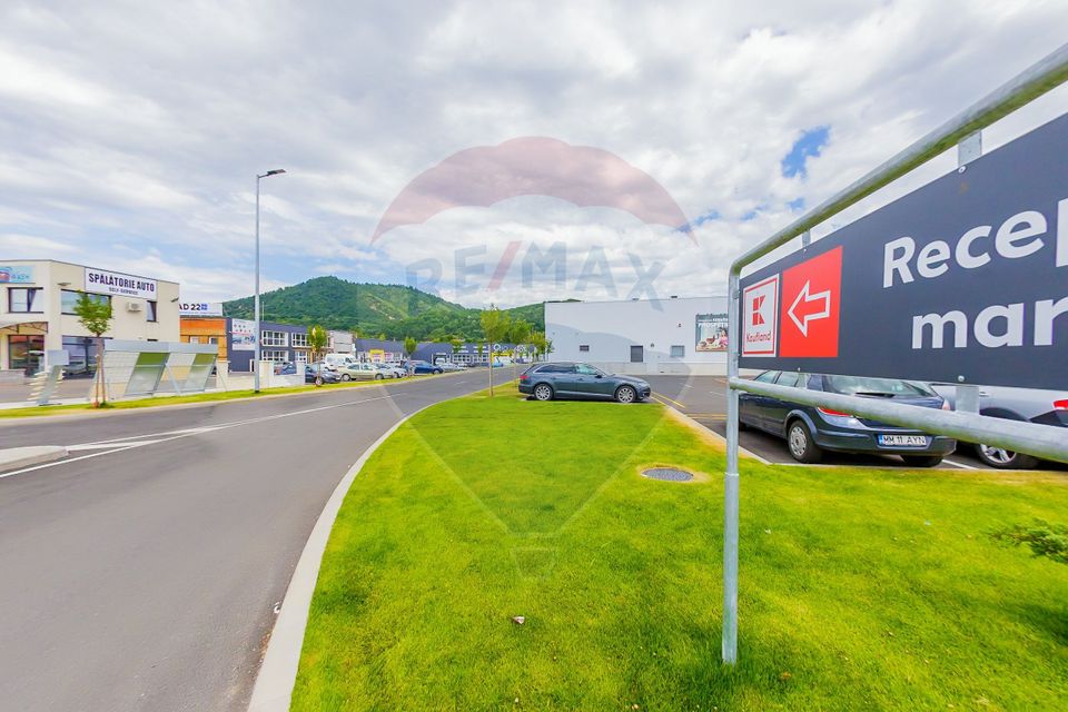 1,405sq.m Commercial Space for rent, Grivitei area