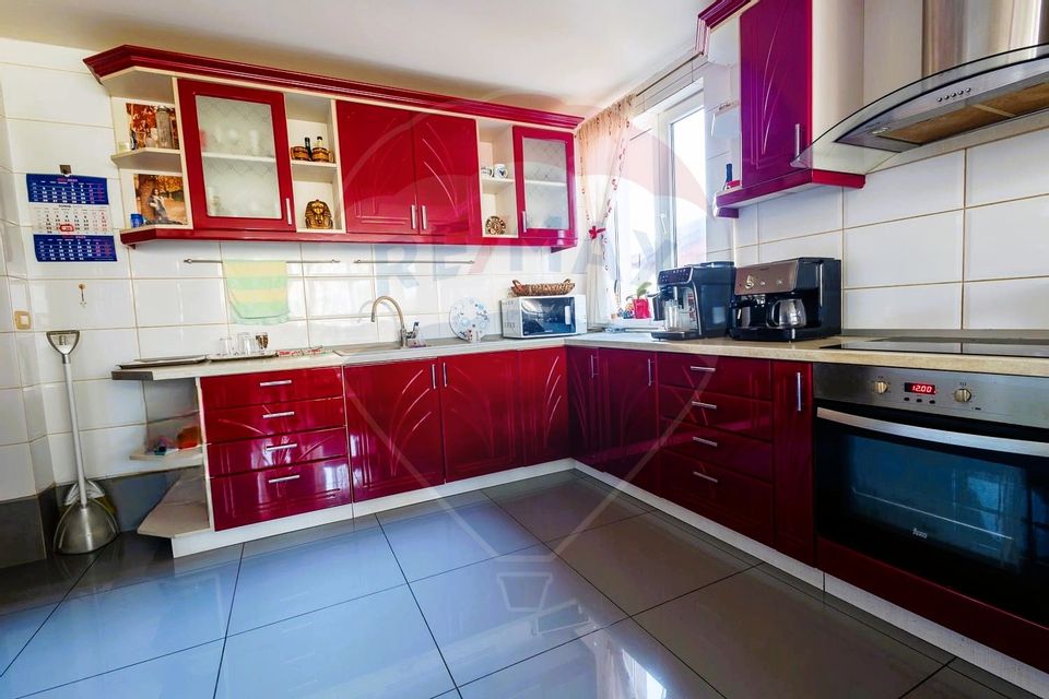 9 room Hotel / Pension for sale, Aurel Vlaicu area