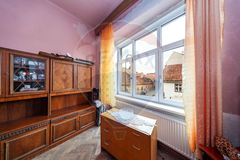 3 room Apartment for sale, Centrul Istoric area